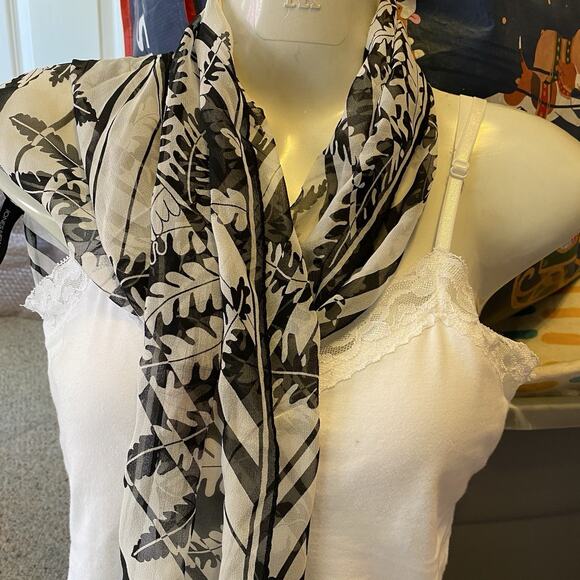 VTG JONES NEW YORK Designer Silk Scarf Wrap 10x53” Long ScarvesiLove Feminine - Picture 1 of 6